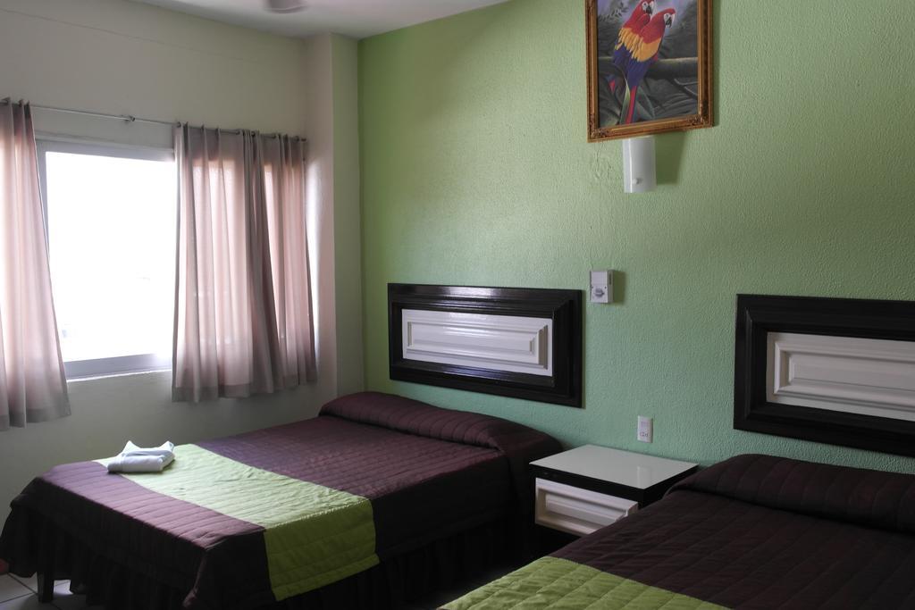 Hotel El Roble Тустла-Гутьеррес Экстерьер фото